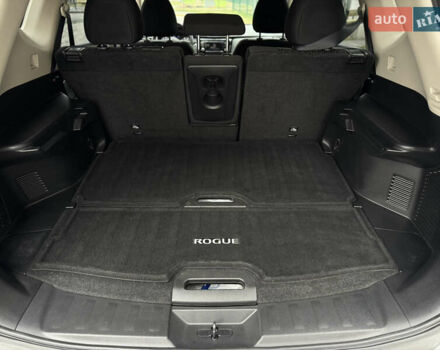 Сірий Ніссан Rogue, об'ємом двигуна 2.5 л та пробігом 115 тис. км за 16900 $, фото 35 на Automoto.ua