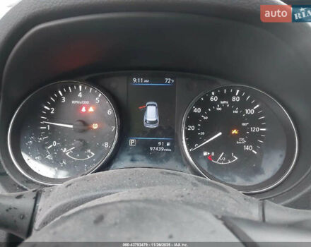 Серый Ниссан Rogue, объемом двигателя 2.49 л и пробегом 155 тыс. км за 2700 $, фото 7 на Automoto.ua