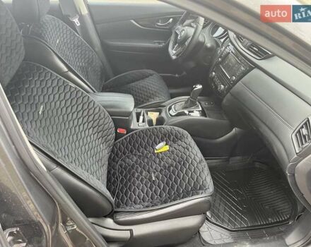 Сірий Ніссан Rogue, об'ємом двигуна 2.49 л та пробігом 48 тис. км за 18500 $, фото 9 на Automoto.ua
