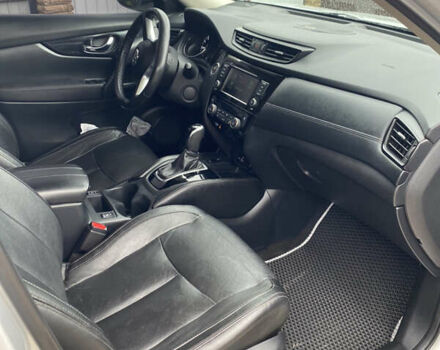 Серый Ниссан Rogue, объемом двигателя 2.5 л и пробегом 170 тыс. км за 14999 $, фото 12 на Automoto.ua