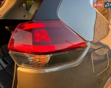 Серый Ниссан Rogue, объемом двигателя 2.49 л и пробегом 93 тыс. км за 19700 $, фото 17 на Automoto.ua