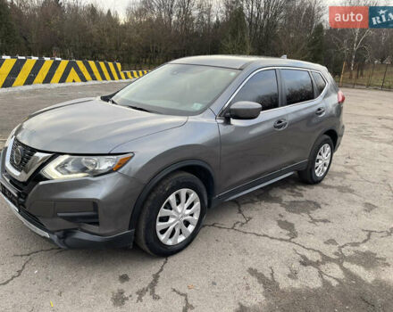 Сірий Ніссан Rogue, об'ємом двигуна 2.5 л та пробігом 140 тис. км за 11700 $, фото 5 на Automoto.ua