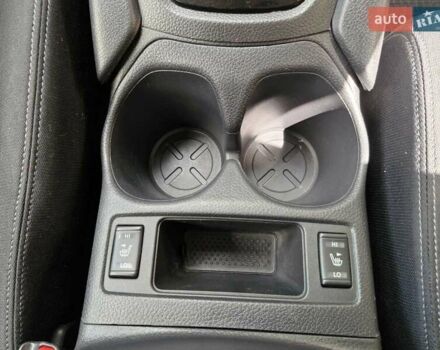 Сірий Ніссан Rogue, об'ємом двигуна 2.49 л та пробігом 68 тис. км за 16600 $, фото 27 на Automoto.ua