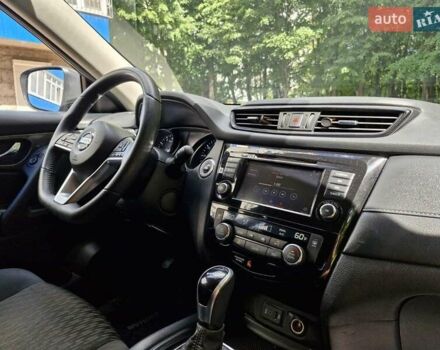 Сірий Ніссан Rogue, об'ємом двигуна 2.49 л та пробігом 68 тис. км за 16600 $, фото 26 на Automoto.ua