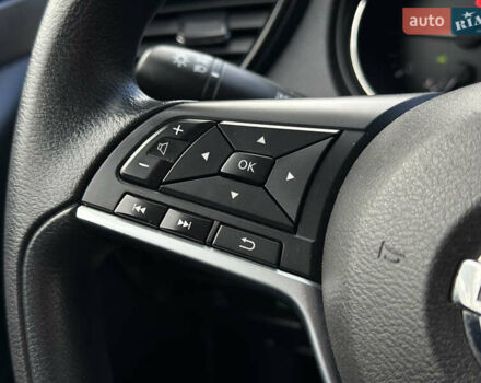 Ниссан Rogue 2019 в Львове на Automoto.ua Серый Ниссан Rogue, объемом двигателя 2 л и пробегом 75 тыс. км за 15200 $, фото 41 на Automoto.ua