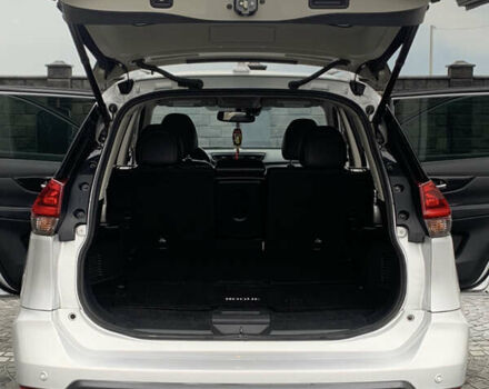 Сірий Ніссан Rogue, об'ємом двигуна 2.49 л та пробігом 105 тис. км за 18200 $, фото 11 на Automoto.ua