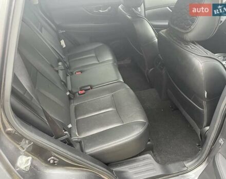 Сірий Ніссан Rogue, об'ємом двигуна 2.49 л та пробігом 48 тис. км за 18500 $, фото 8 на Automoto.ua