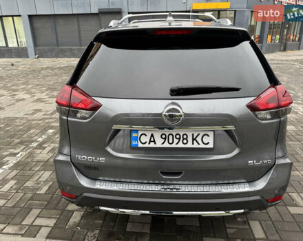 Серый Ниссан Rogue, объемом двигателя 2.49 л и пробегом 74 тыс. км за 18900 $, фото 4 на Automoto.ua