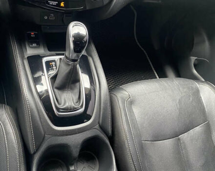 Серый Ниссан Rogue, объемом двигателя 2.5 л и пробегом 170 тыс. км за 14999 $, фото 21 на Automoto.ua