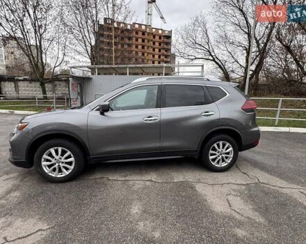 Серый Ниссан Rogue, объемом двигателя 2.49 л и пробегом 128 тыс. км за 14950 $, фото 7 на Automoto.ua