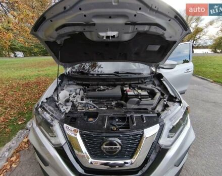 Серый Ниссан Rogue, объемом двигателя 2.49 л и пробегом 159 тыс. км за 15500 $, фото 17 на Automoto.ua