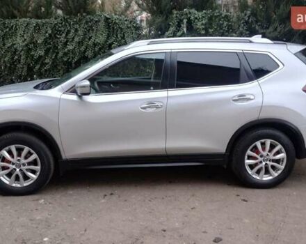 Серый Ниссан Rogue, объемом двигателя 2.49 л и пробегом 68 тыс. км за 16900 $, фото 2 на Automoto.ua