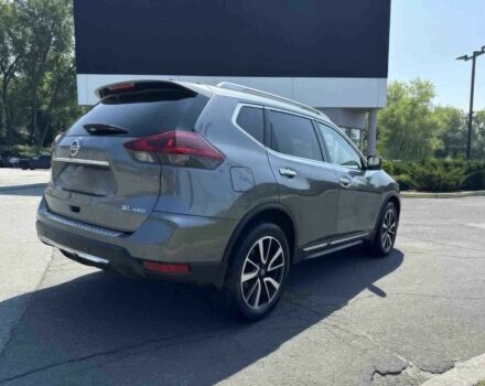 Серый Ниссан Rogue, объемом двигателя 2.5 л и пробегом 49 тыс. км за 12500 $, фото 4 на Automoto.ua