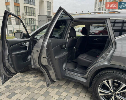 Сірий Ніссан Rogue, об'ємом двигуна 2.5 л та пробігом 115 тис. км за 16900 $, фото 19 на Automoto.ua