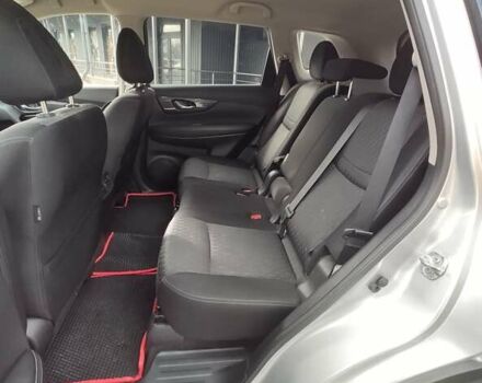 Серый Ниссан Rogue, объемом двигателя 2.49 л и пробегом 126 тыс. км за 18500 $, фото 18 на Automoto.ua