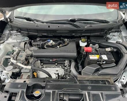 Серый Ниссан Rogue, объемом двигателя 2.49 л и пробегом 123 тыс. км за 15800 $, фото 3 на Automoto.ua