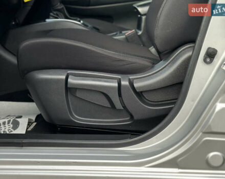 Ниссан Rogue 2019 в Львове на Automoto.ua Серый Ниссан Rogue, объемом двигателя 2 л и пробегом 75 тыс. км за 15200 $, фото 31 на Automoto.ua