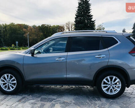 Серый Ниссан Rogue, объемом двигателя 2.49 л и пробегом 77 тыс. км за 15999 $, фото 3 на Automoto.ua