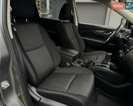 Сірий Ніссан Rogue, об'ємом двигуна 2.5 л та пробігом 115 тис. км за 16900 $, фото 20 на Automoto.ua