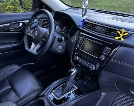 Серый Ниссан Rogue, объемом двигателя 2.49 л и пробегом 110 тыс. км за 17900 $, фото 12 на Automoto.ua