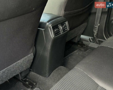 Ниссан Rogue 2019 в Львове на Automoto.ua Серый Ниссан Rogue, объемом двигателя 2 л и пробегом 75 тыс. км за 15200 $, фото 57 на Automoto.ua