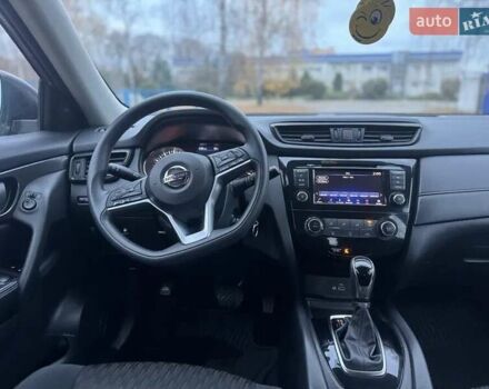 Серый Ниссан Rogue, объемом двигателя 2.49 л и пробегом 256 тыс. км за 15000 $, фото 20 на Automoto.ua