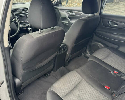 Серый Ниссан Rogue, объемом двигателя 2.49 л и пробегом 136 тыс. км за 17500 $, фото 10 на Automoto.ua