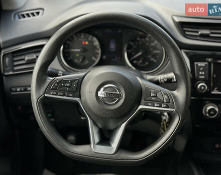 Ниссан Rogue 2019 в Львове на Automoto.ua Серый Ниссан Rogue, объемом двигателя 2 л и пробегом 75 тыс. км за 15200 $, фото 40 на Automoto.ua