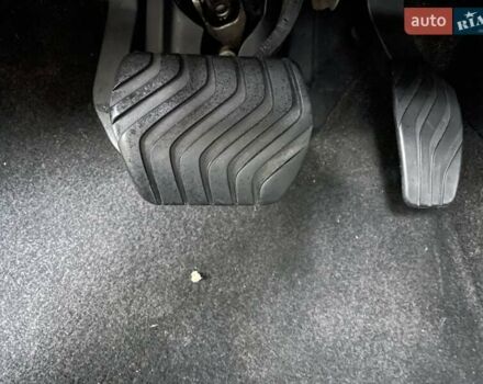 Сірий Ніссан Rogue, об'ємом двигуна 2.49 л та пробігом 65 тис. км за 19500 $, фото 35 на Automoto.ua