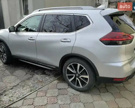 Серый Ниссан Rogue, объемом двигателя 2.49 л и пробегом 162 тыс. км за 14000 $, фото 1 на Automoto.ua