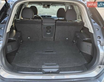 Сірий Ніссан Rogue, об'ємом двигуна 2.49 л та пробігом 90 тис. км за 16700 $, фото 18 на Automoto.ua