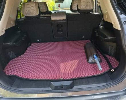 Сірий Ніссан Rogue, об'ємом двигуна 2.49 л та пробігом 76 тис. км за 17700 $, фото 18 на Automoto.ua