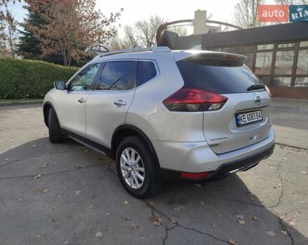 Сірий Ніссан Rogue, об'ємом двигуна 2.49 л та пробігом 15 тис. км за 18300 $, фото 3 на Automoto.ua