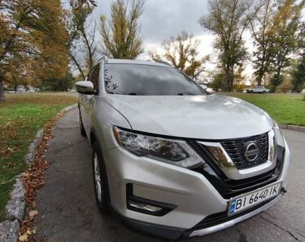 Серый Ниссан Rogue, объемом двигателя 2.49 л и пробегом 159 тыс. км за 15500 $, фото 6 на Automoto.ua