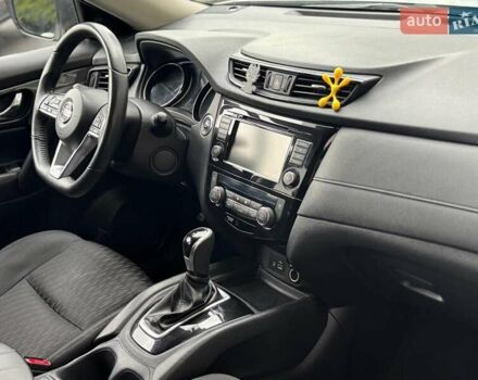 Сірий Ніссан Rogue, об'ємом двигуна 2.49 л та пробігом 117 тис. км за 14777 $, фото 8 на Automoto.ua