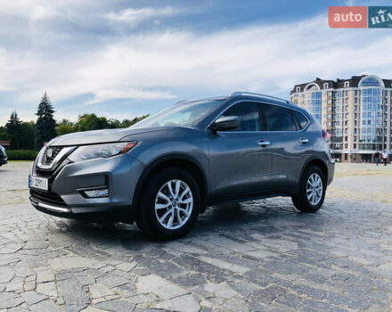 Серый Ниссан Rogue, объемом двигателя 2.49 л и пробегом 77 тыс. км за 15999 $, фото 4 на Automoto.ua