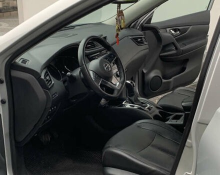 Сірий Ніссан Rogue, об'ємом двигуна 2.49 л та пробігом 105 тис. км за 18200 $, фото 7 на Automoto.ua