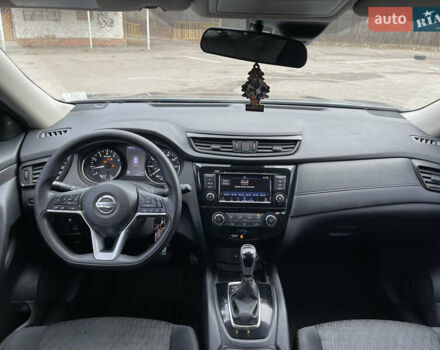 Сірий Ніссан Rogue, об'ємом двигуна 2.5 л та пробігом 140 тис. км за 11700 $, фото 14 на Automoto.ua