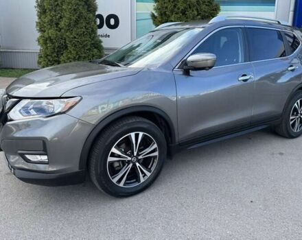 Сірий Ніссан Rogue, об'ємом двигуна 0 л та пробігом 53 тис. км за 15000 $, фото 1 на Automoto.ua