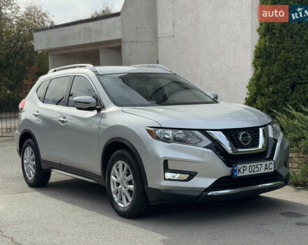 Ниссан Rogue 2019 в Запорожье на Automoto.ua Серый Ниссан Rogue, объемом двигателя 2.49 л и пробегом 115 тыс. км за 15799 $, фото 9 на Automoto.ua