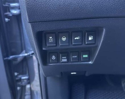 Серый Ниссан Rogue, объемом двигателя 2.49 л и пробегом 110 тыс. км за 17900 $, фото 9 на Automoto.ua