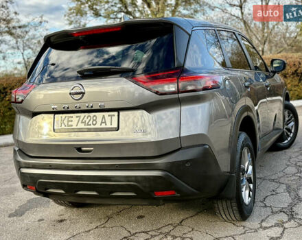 Серый Ниссан Rogue, объемом двигателя 2.49 л и пробегом 109 тыс. км за 20999 $, фото 9 на Automoto.ua