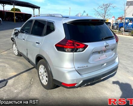 Сірий Ніссан Rogue, об'ємом двигуна 2.5 л та пробігом 75 тис. км за 15999 $, фото 6 на Automoto.ua