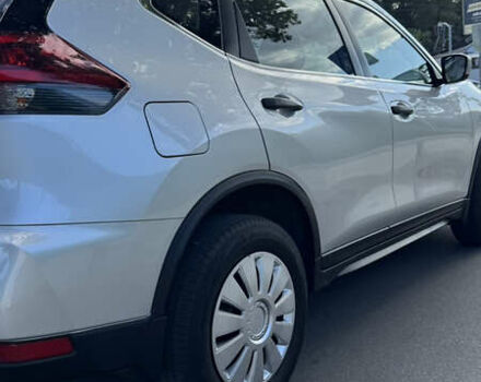 Сірий Ніссан Rogue, об'ємом двигуна 2.49 л та пробігом 122 тис. км за 15300 $, фото 10 на Automoto.ua