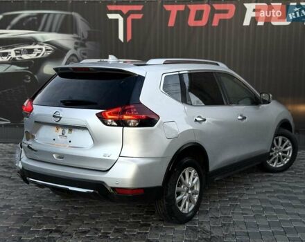 Серый Ниссан Rogue, объемом двигателя 2.49 л и пробегом 180 тыс. км за 11300 $, фото 16 на Automoto.ua