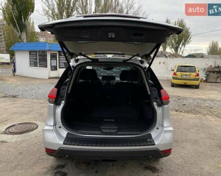 Сірий Ніссан Rogue, об'ємом двигуна 2.5 л та пробігом 110 тис. км за 17500 $, фото 15 на Automoto.ua