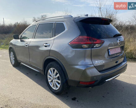 Серый Ниссан Rogue, объемом двигателя 2.5 л и пробегом 72 тыс. км за 15999 $, фото 4 на Automoto.ua