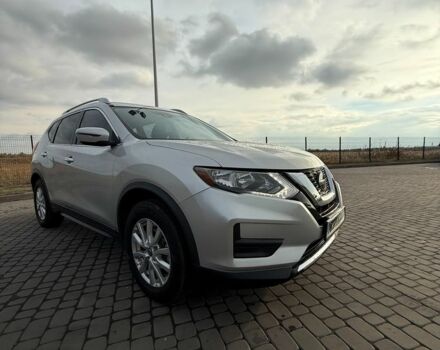 Серый Ниссан Rogue, объемом двигателя 2.5 л и пробегом 57 тыс. км за 17500 $, фото 4 на Automoto.ua