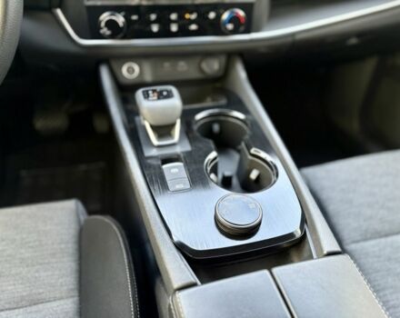 Серый Ниссан Rogue, объемом двигателя 2.5 л и пробегом 109 тыс. км за 20999 $, фото 7 на Automoto.ua