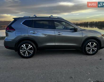 Сірий Ніссан Rogue, об'ємом двигуна 2.49 л та пробігом 91 тис. км за 17700 $, фото 5 на Automoto.ua